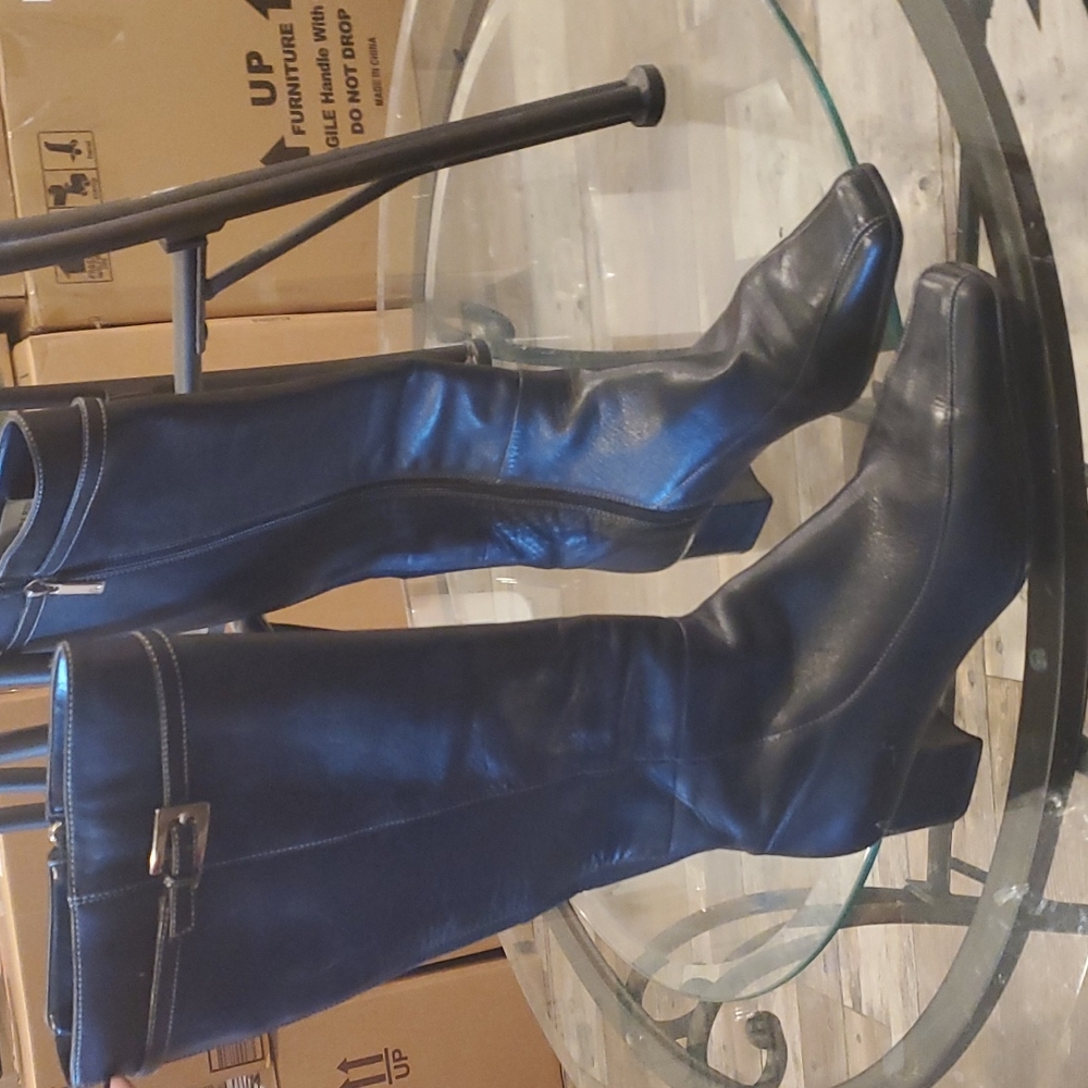 Ladies Black Boots
